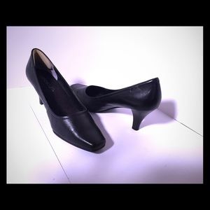 Aerosoles Black heels - 8.5